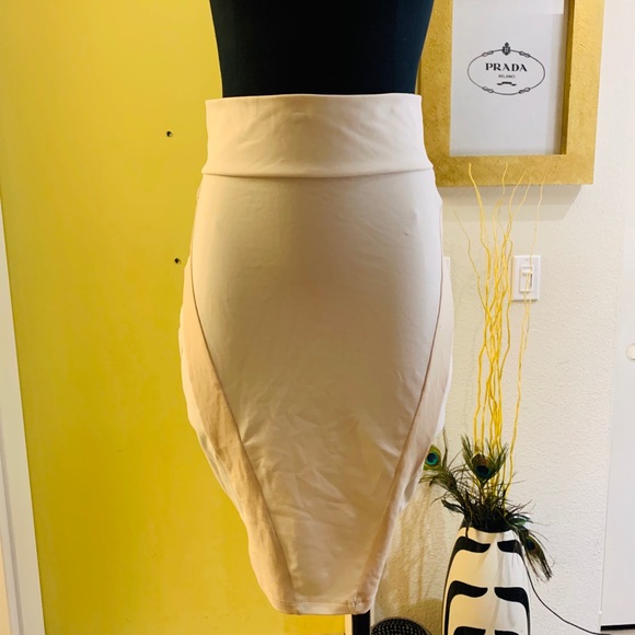 Bebe fitted knit skirt - Picture 3 of 3